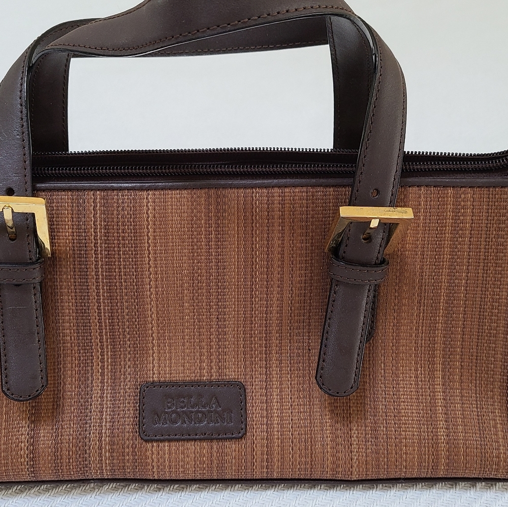 Bella Mondini, Italian leather handbag.